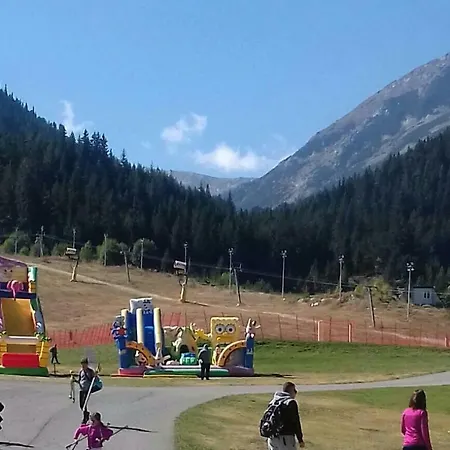 Appartement U Kompleksu Royal Towers