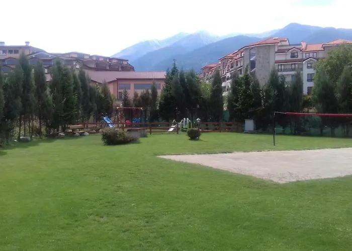 U Kompleksu Royal Towers 班斯科